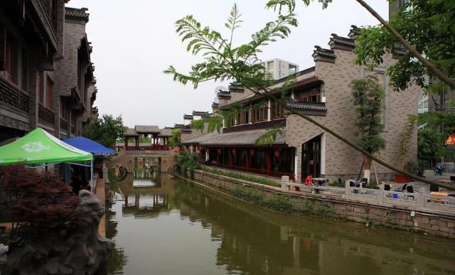 老婆生完孩子快半年了，每天念叨怀孕所受的委屈，怎么办？